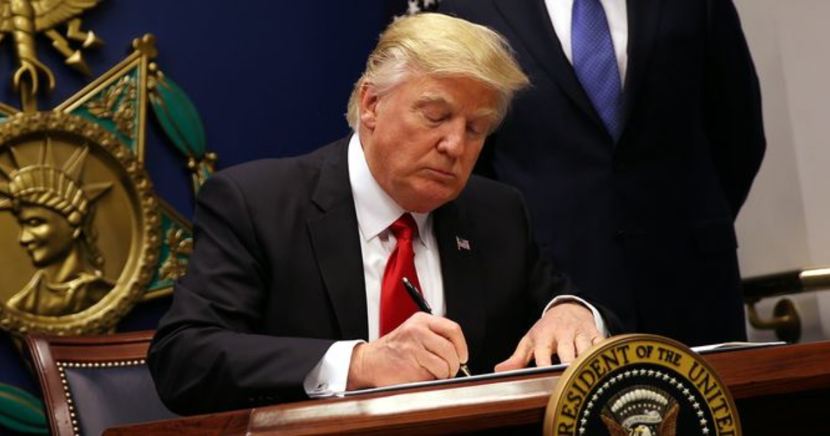 Trump Signs Proclamation Banning Travel Into Us From 12 Nations